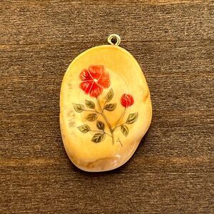 Vintage Petrified Wood Pendant with Flower Motif